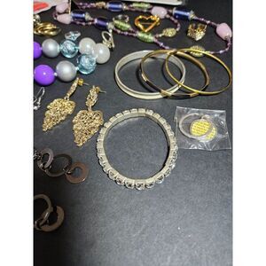 Wearable jewelry lot / bundle